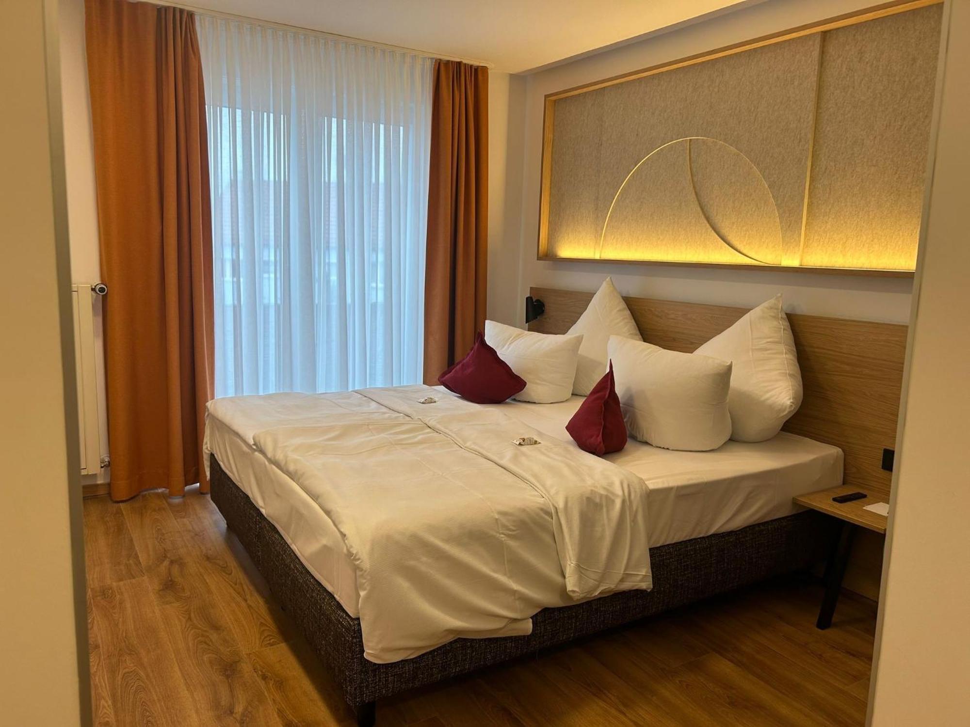 Hotel Kuebler Wendelstein Luaran gambar